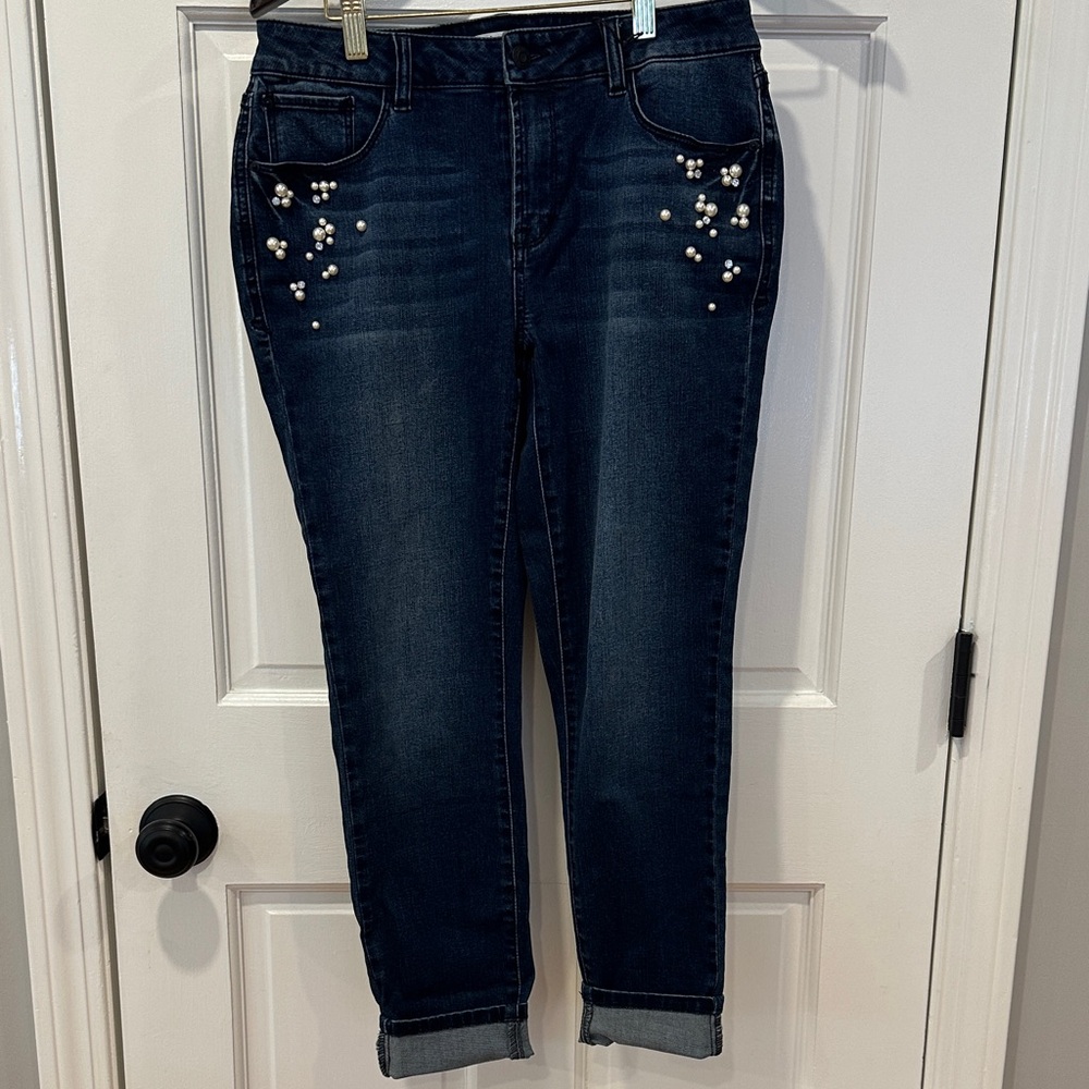 Bedazzeled Jeans 🌸